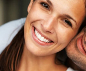 Tại sao đàn ông thấy khó cưỡng trước phụ nữ lớn tuổi hơn