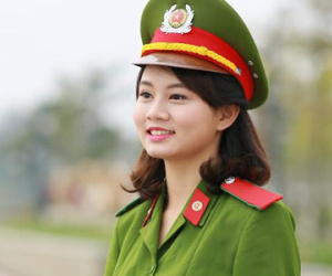 Cô gái 20 tuổi xinh đẹp, giỏi võ trở thành hoa khôi trường cảnh sát