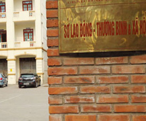 Gánh nặng chi thường xuyên khiến thu nội địa tăng vọt