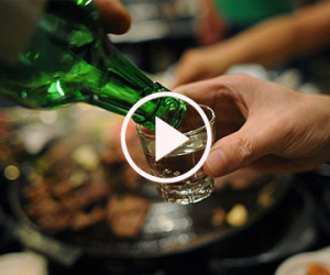Video: Sự thật đáng sợ phía sau những ly rượu