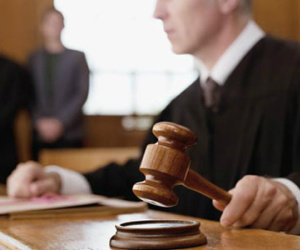 Dính bầu, khách nữ yêu cầu khách sạn tìm cha đứa bé