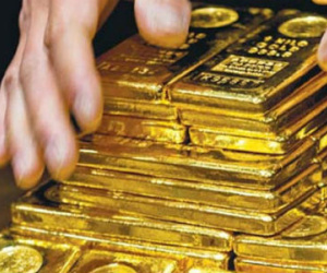 Giá vàng hôm nay 4/5: Giảm nhanh, bán mạnh trên diện rộng