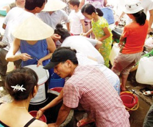 Lại lo thiếu nước, vỡ đường ống