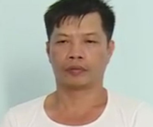 Nghi phạm dùng dao tự sát trong trại tạm giam