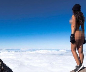 Người mẫu Playboy gây phẫn nộ vì đăng ảnh nude trên núi thiêng