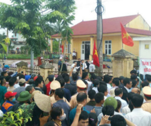Thủ tướng chỉ đạo không để xảy ra điểm nóng an ninh trật tự