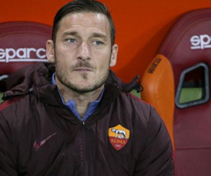Totti làm Giám đốc AS Roma từ mùa giải 2017-2018