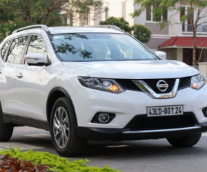 X-Trail giảm giá 125 triệu - quyết vượt mặt CX-5 tại Việt Nam