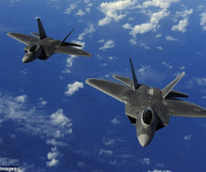 Mỹ điều động F-22 chặn máy bay ném bom Nga ở gần Alaska