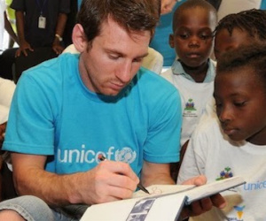 Messi xây trường học cho 1600 em nhỏ tại Syria