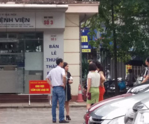 Hà Nội: Hàng chục thanh niên xông vào bệnh viện khống chế bác sĩ, tấn công bệnh nhân