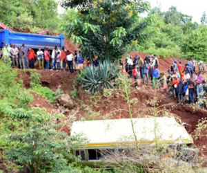 Tanzania: Xe buýt lao xuống núi, 33 học sinh thiệt mạng