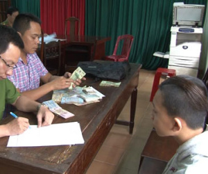 TT-Huế: Bắt thiếu niên trộm 118 triệu đồng của nhà chùa