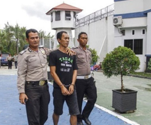 Indonesia truy lùng hàng trăm phạm nhân bỏ trốn khỏi nhà tù