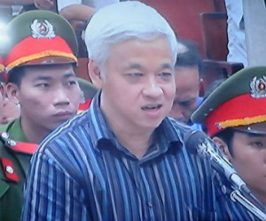 Lùm xùm trong việc đấu giá nhà đất của "Bầu" Kiên