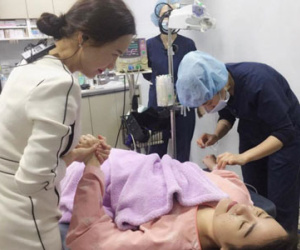 Quế Vân công khai ảnh "đập mặt xây lại" ở Hàn Quốc