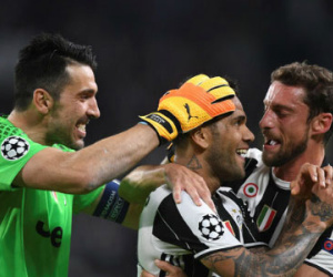 Juventus vào chung kết Champions League