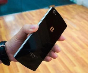 Smartphone Việt gắng gượng, trình làng Bphone 2 trong năm nay?
