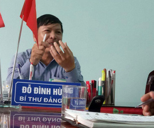 8 người trong nhà cùng làm quan xã chỉ là "ngẫu nhiên"