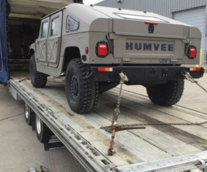 "Huyền thoại" Hummer H1 được hồi sinh để phục vụ giới nhà giàu