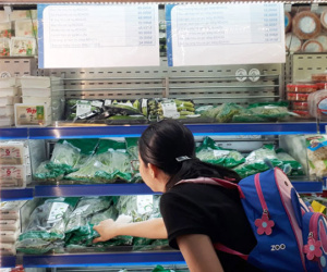 Dân Sài Gòn đổ xô mua rau hữu cơ giá gần 120.000 đồng/kg
