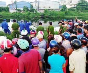Phát hiện xác chết lõa thể, phân hủy mạnh trên kênh Nước Lên ở Sài Gòn