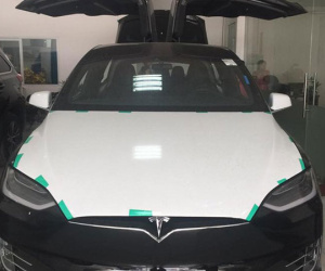 Tesla Model X P100D đầu tiên tại Việt Nam xuất hiện ở Hà Nội