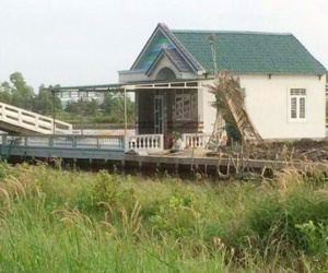 Trộm đột nhập nhà chủ tịch huyện lấy đồng hồ và 4 điện thoại