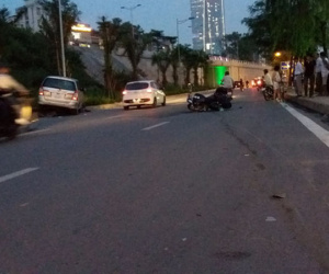 Hà Nội: Xe ô tô "điên" tông hàng loạt xe máy, xe đạp khiến ít nhất 5 người nhập viện
