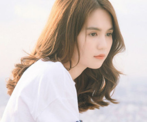 Ngọc Trinh tâm sự về mẹ kế: "Nhiều lúc quát bả xong mới nhớ ra bả là mẹ mình"