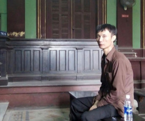 Ra tù vì tội hiếp dâm trẻ em lại mắc tội tày trời khiến cháu bé chết thảm