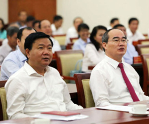 Chuyển sinh hoạt đoàn đại biểu Quốc hội với ông Nguyễn Thiện Nhân, Đinh La Thăng