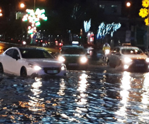 Đường phố Cần Thơ ngập nặng giữa mùa khô