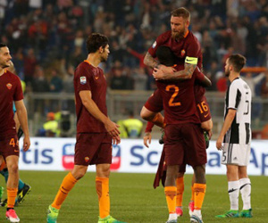 Juve thua Roma, lỡ cơ hội vô địch Serie A sớm hai vòng