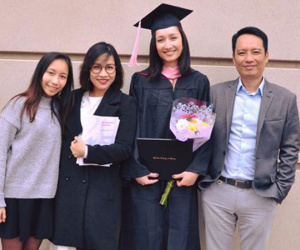 Mỹ Linh - Anh Quân mừng con gái tốt nghiệp trường âm nhạc hàng đầu tại Mỹ
