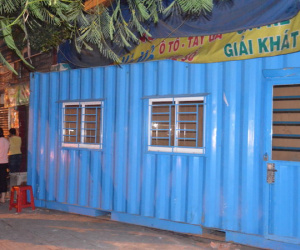 Vụ đặt thùng container trước nhà: do mâu thuẫn tiền bạc