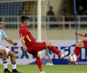 HLV Lê Thụy Hải: "SEA Games là U22 Việt Nam phải ăn thua, không phải nơi đá đẹp"