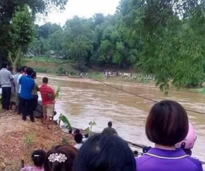 Lật thuyền trên đường tới trường, học sinh lớp 6 mất tích