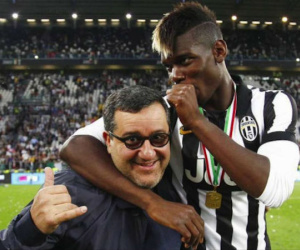 Vì Pogba, sếp lớn mất chức, MU nguy cơ cấm chuyển nhượng