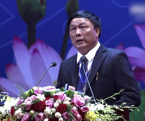 Bầu Đệ: "50% cán bộ, công chức chỉ ngồi bói chữ"