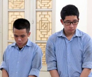 Cái chết tức tưởi vì màn đánh ghen của các nữ sinh