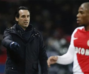 HLV của PSG nhận thua Monaco trong cuộc đua vô địch