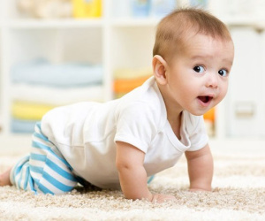 Trẻ 6 tháng tuổi nặng 7 kg có phải suy dinh dưỡng?
