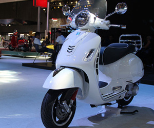 Vespa GTS 300 Super - đối thủ mới của Honda SH300i tại Việt Nam