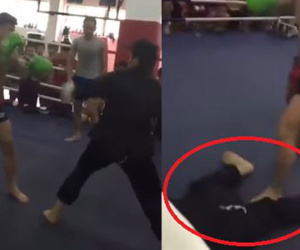 Võ sĩ quyền Anh hạ knock-out cao thủ phái Võ Đang trong… 7 giây