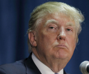 Hơn một tuần rung chuyển của chính quyền Trump