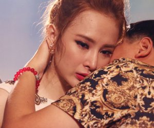 Rộ nghi vấn Angela Phương Trinh bị chèn ép, lợi dụng tên tuổi