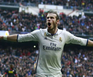 C.Ronaldo cầm đầu nhóm tẩy chay Bale dự chung kết Champions League