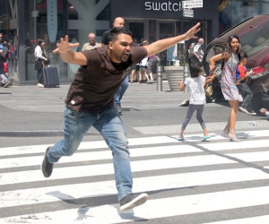 Nghi phạm đâm xe New York "như lên đồng" tại hiện trường
