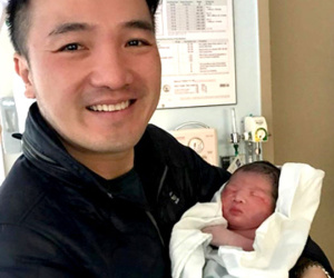 Ca sĩ Dương Ngọc Thái khoe con gái mới sinh ở Canada